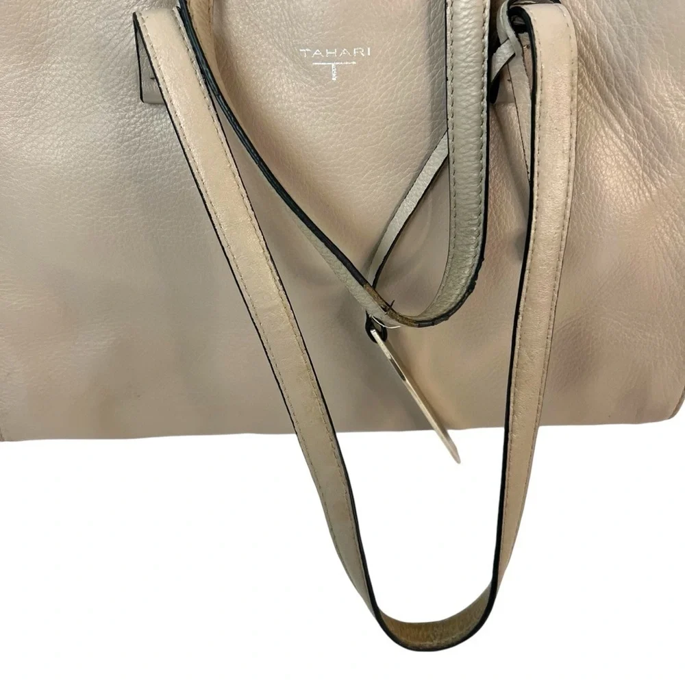 T Tahari Leather Tote Bag Tan Structured Everyday Work Shoulder Bag Zip Neutral